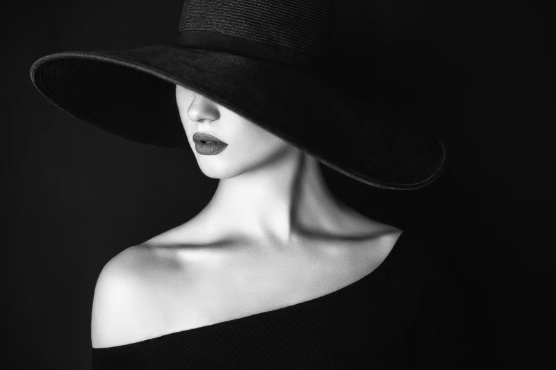 Dating Boldly: Stop Blending In, Start Standing Out